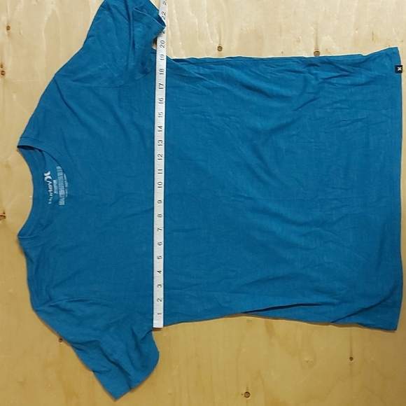 3 for $25- NWOT Men's Hurley Blue Tee, Size Medium - Picture 11 of 12